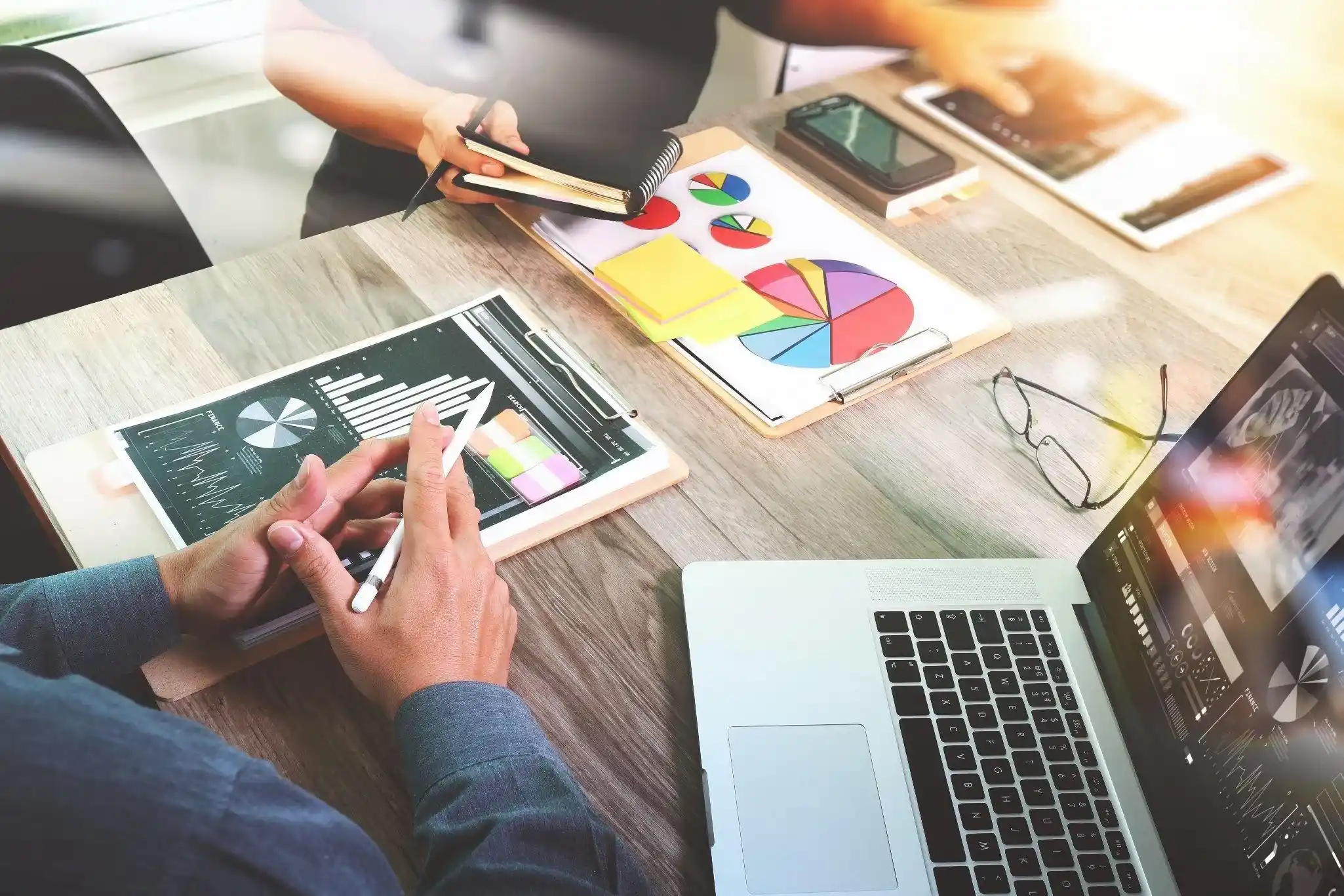 Why Should Vancouver, WA Businesses Hire a Digital Marketing Consultant? 1 Why Hire a Digital Marketing Consultant in Vancouver, WA?